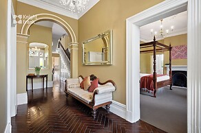 Clydesdale Manor