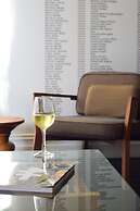 Hougoumont Hotel