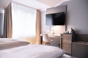 Hotel am Berghang