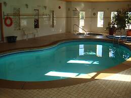 Golden Village Lodge