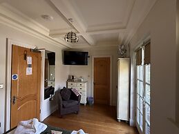 Bradleigh Lodge