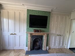 Bradleigh Lodge