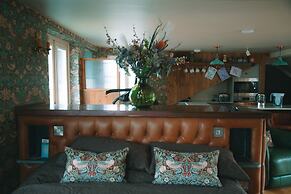 Bradleigh Lodge