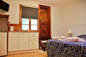 Brisbane Manor Hotel