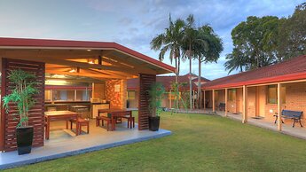 Yamba Motor Inn