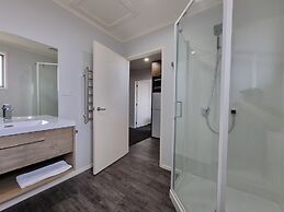Antonio Mews Motel