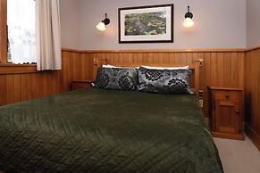 Te Anau Lodge