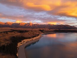 Mt Cook Lakeside Retreat