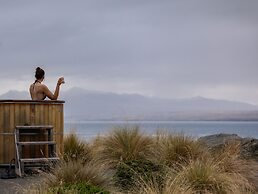 Mt Cook Lakeside Retreat
