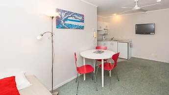 Outrigger Motel