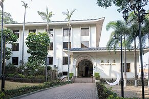 Xiamen C&D Hotel