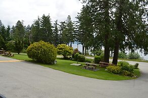 Seaside Villa Motel & RV Park