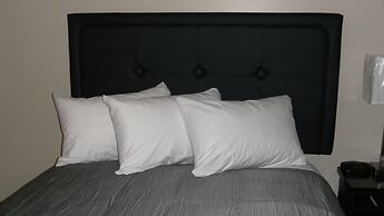 Stampeder Inn