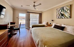 Colonial Terrace Motor Inn