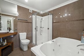 Sanctuary Palms
