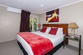 Sanctuary Palms