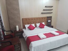 Hotel Ishan