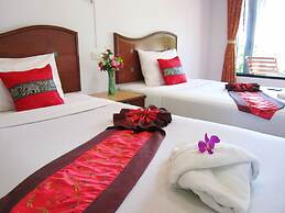 Lanta Il Mare Beach Resort