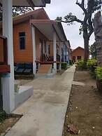 Lanta Paradise Beach Resort
