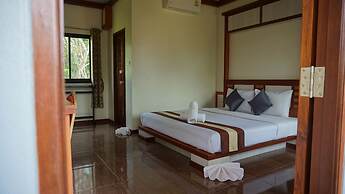 Lanta Miami Resort