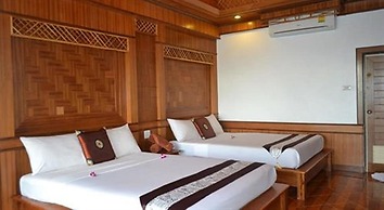 Lanta Miami Resort