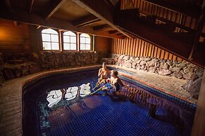 Powderhorn Chateau