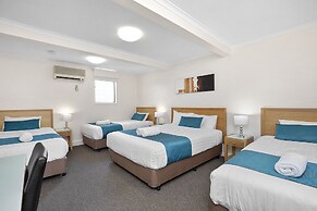 Thunderbird Motel