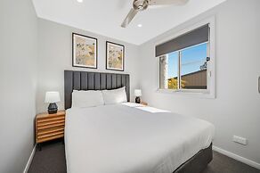 Thunderbird Motel