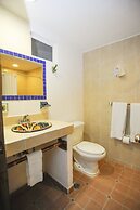 Hotel Suites Ixtapa Plaza