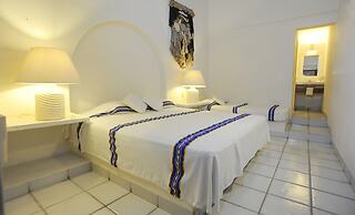 Hotel Suites Ixtapa Plaza