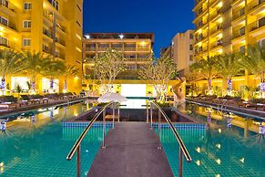 Grand Bella Hotel