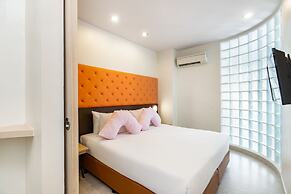 Grand Bella Hotel