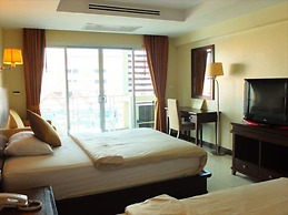 August Suites