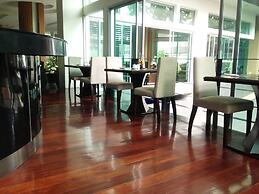 August Suites