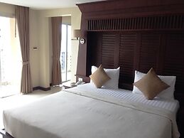August Suites