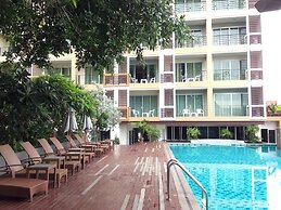 August Suites