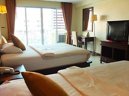 August Suites