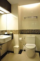 August Suites