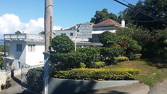 Palm View Guesthouse and Conference Centre