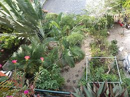 Baan Por Jai