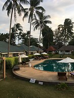 Good Days Lanta Beach Resort