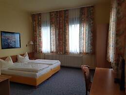 TRAUBE Hotel Öffingen