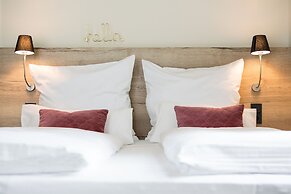 Hotel, Restaurant und Weinhandel Weinbek