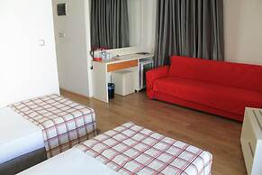 Yunus Beach Hotel