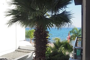 Yunus Beach Hotel