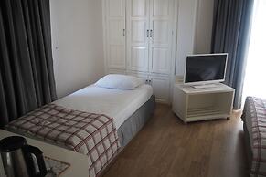 Yunus Beach Hotel