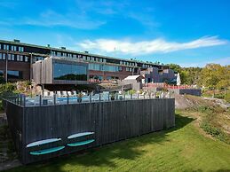 Vann Spa Hotel and Conference