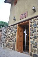 Kiswar Lodge