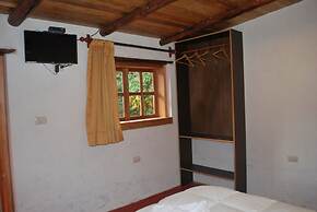 Kiswar Lodge