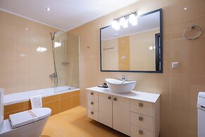 Pantheon Villas & Suites